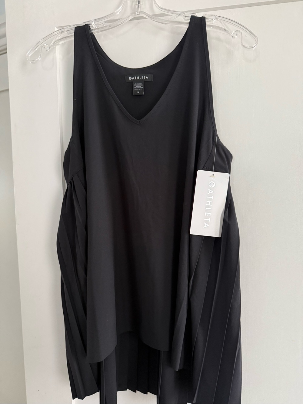 Athleta Swing Forward Pleated Tank